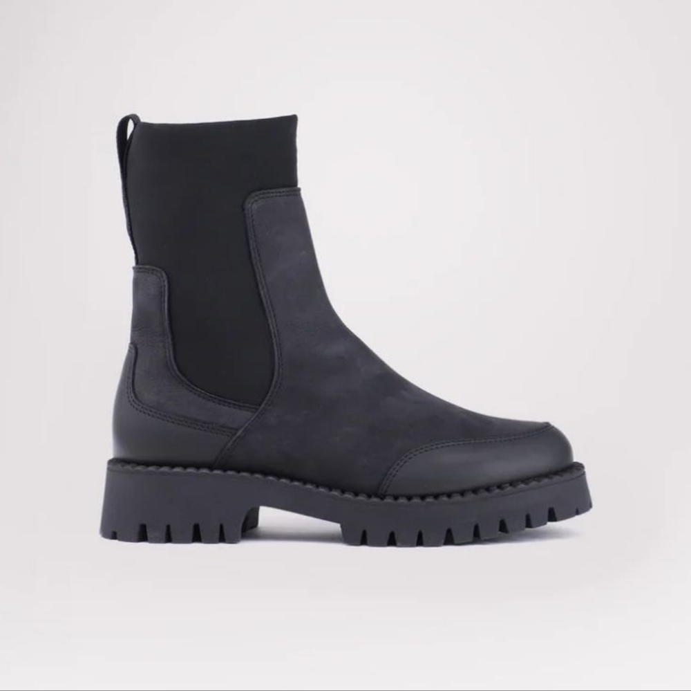 Pajar Nahya High Women's High Chelsea Boot
